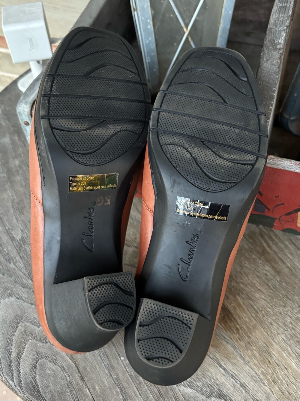 Clark’s Bendables Brown Leather Cuban Heel Loafers - Picture 8 of 8